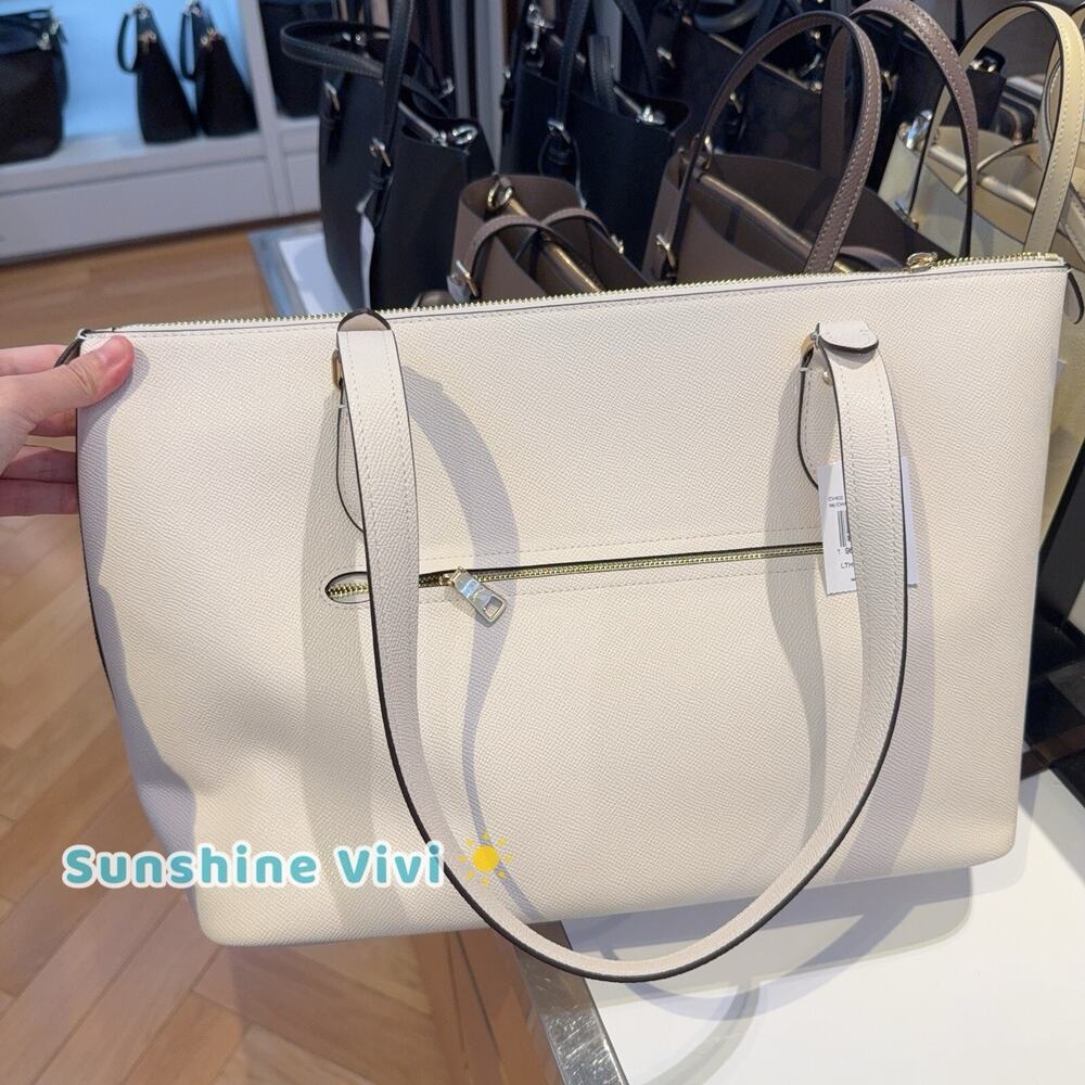 NWT Coach Gallery Tote Bag In Signature Canvas CV402 Gold/Chalk - Picture 4 of 8